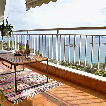 Beach Apartment PalaiónTsiflíkion Екстериор снимка